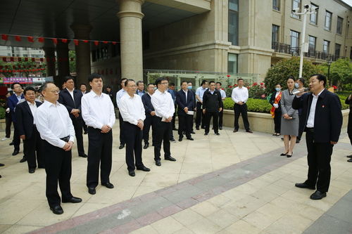 棗莊市召開老舊小區(qū)與棚戶區(qū)改造物業(yè)服務(wù)質(zhì)量提升暨住建領(lǐng)域安全生產(chǎn)工作會(huì)議